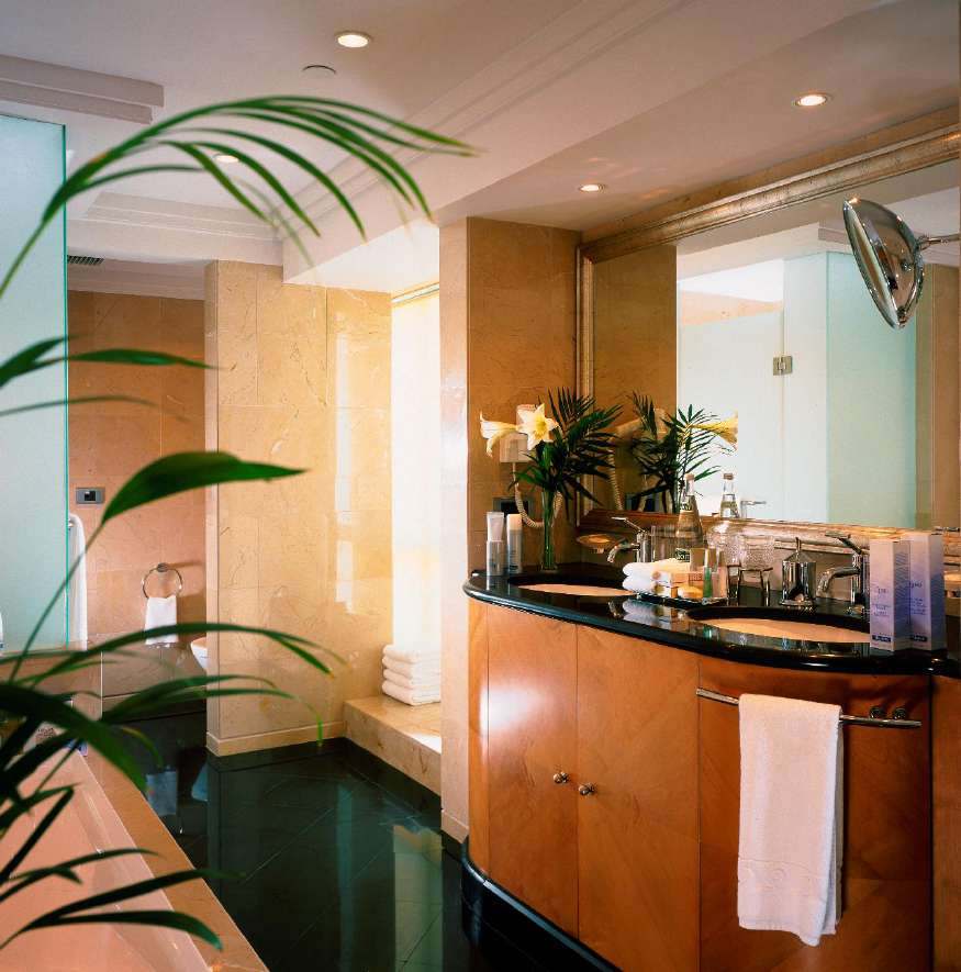 InterContinental Phoenicia Hotel