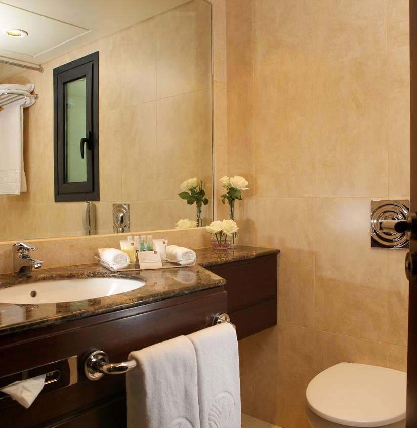 Raouché Arjaan by Rotana